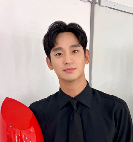 배우 김수현 프로필