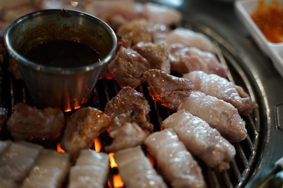 제주돈 연탄집