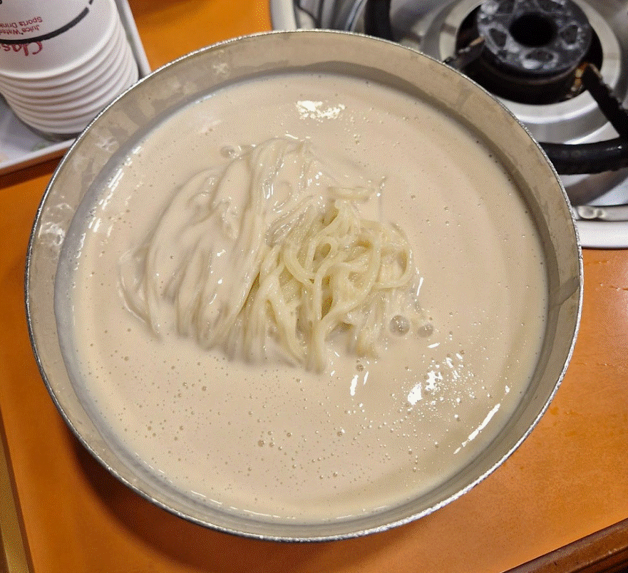 진주회관 콩국수