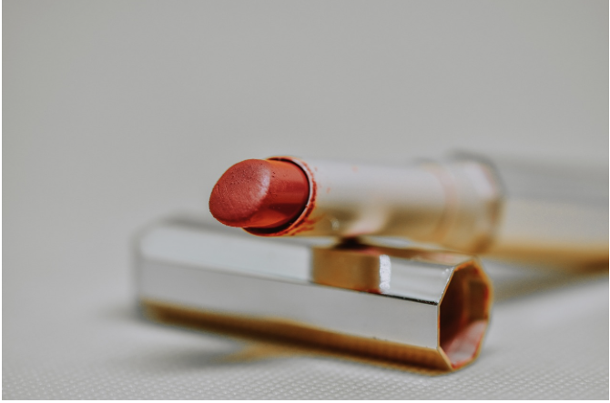 2025년 K-뷰티 글로벌 트렌드! 해외에서 사랑받는 한국 화장품