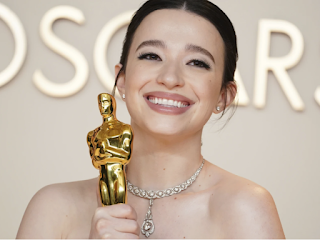 여우주연상을 수상한 마이키 매디슨