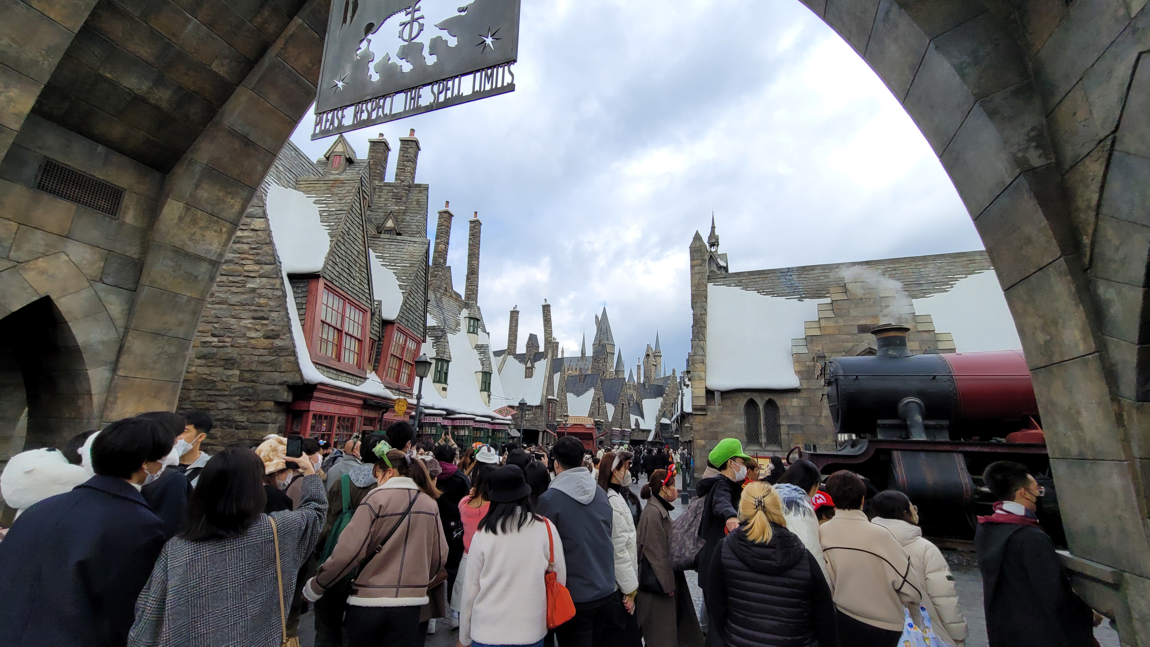 위자딩월드오브해리포터-마을입구