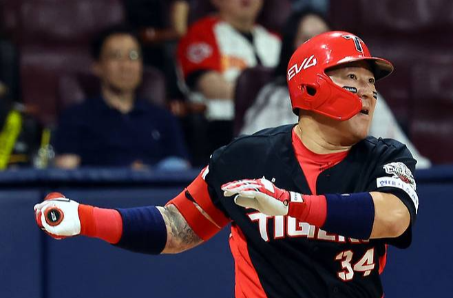 KIA 타이거즈의 오버페이 없다 최형우