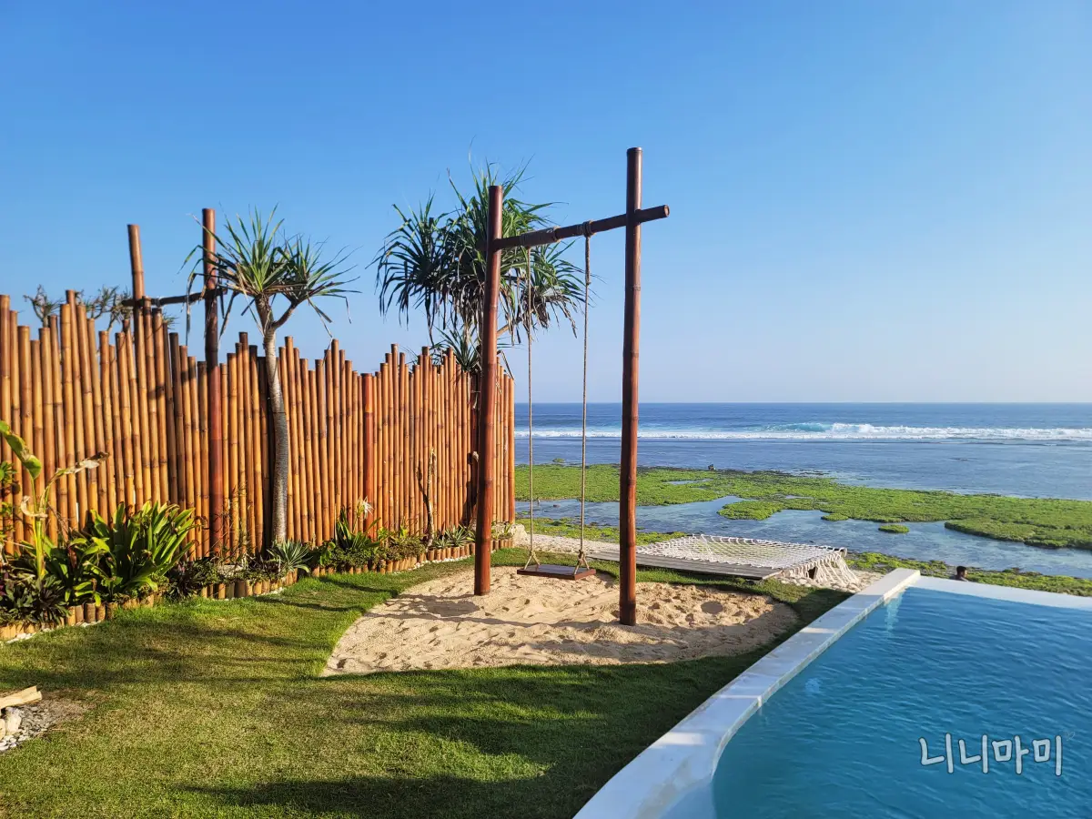 발리-버블호텔-잊지못할울루와뚜-바다를바라보며-그네타기