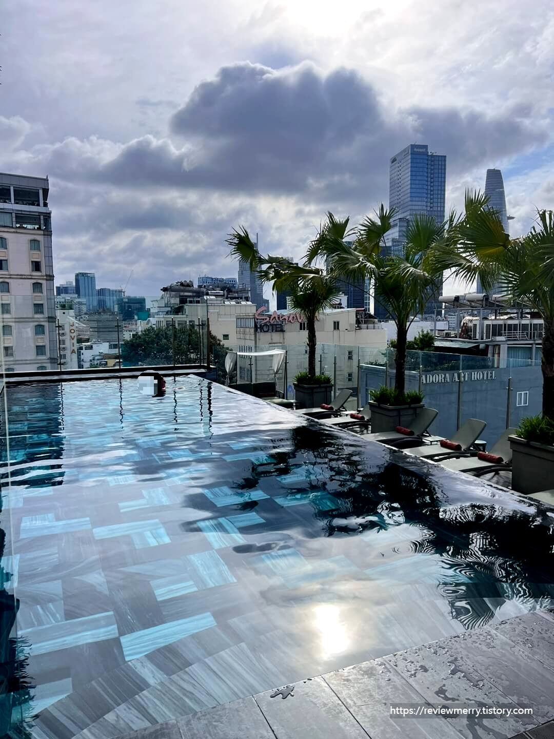 루프탑 수영장