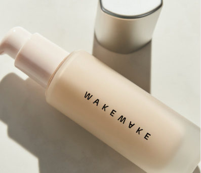 웨이크메이크의 워터 벨벳 커버 파운데이션