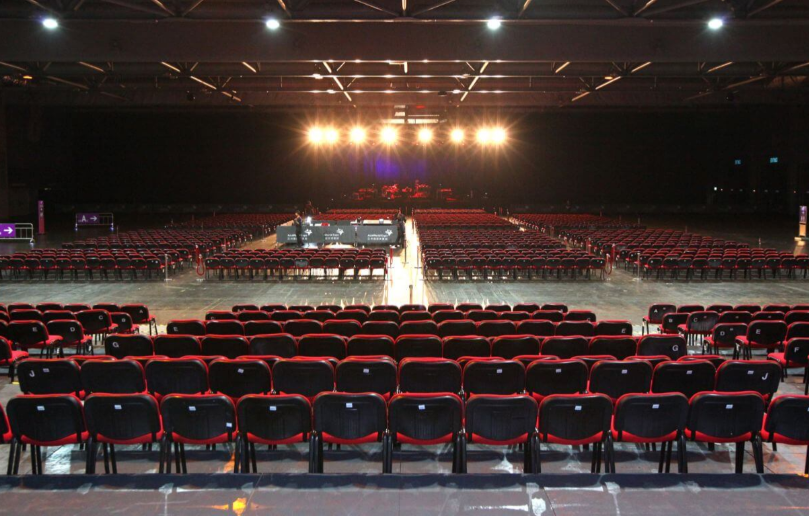 2024 RIIZE FAN-CON &amp;#39;RIIZING DAY&amp;#39; in HONG KONG이 열리는 아시아 월드 엑스포 홀 8&amp;10