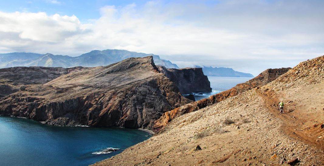해외여행 중 건강을 지키는 방법과 실천 팁 가이드