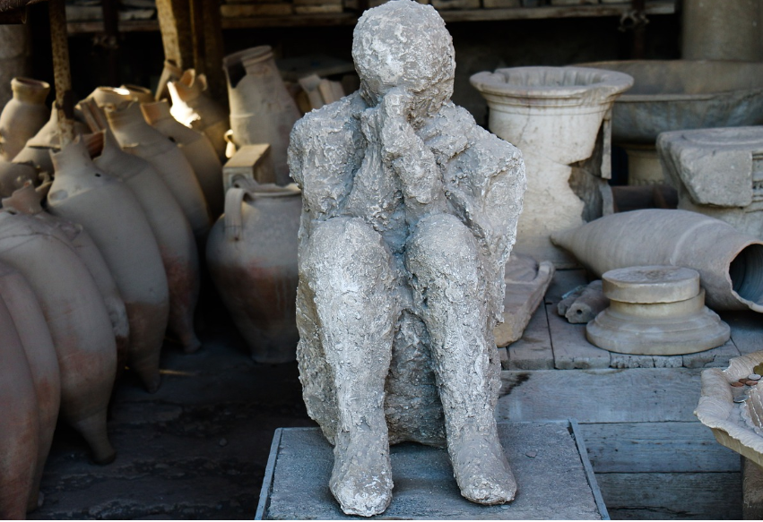 폼페이 실제 석상