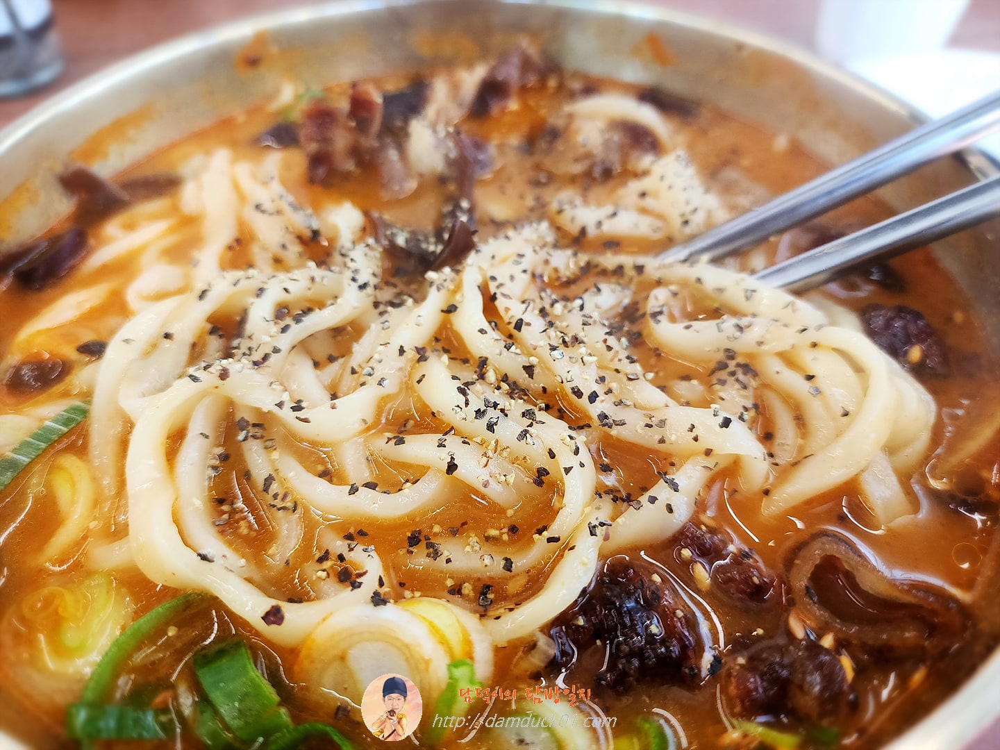 고기 장칼국수
