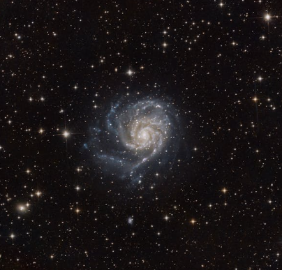 별처럼 보이지만 별이 아닌 &lsquo;활동은하