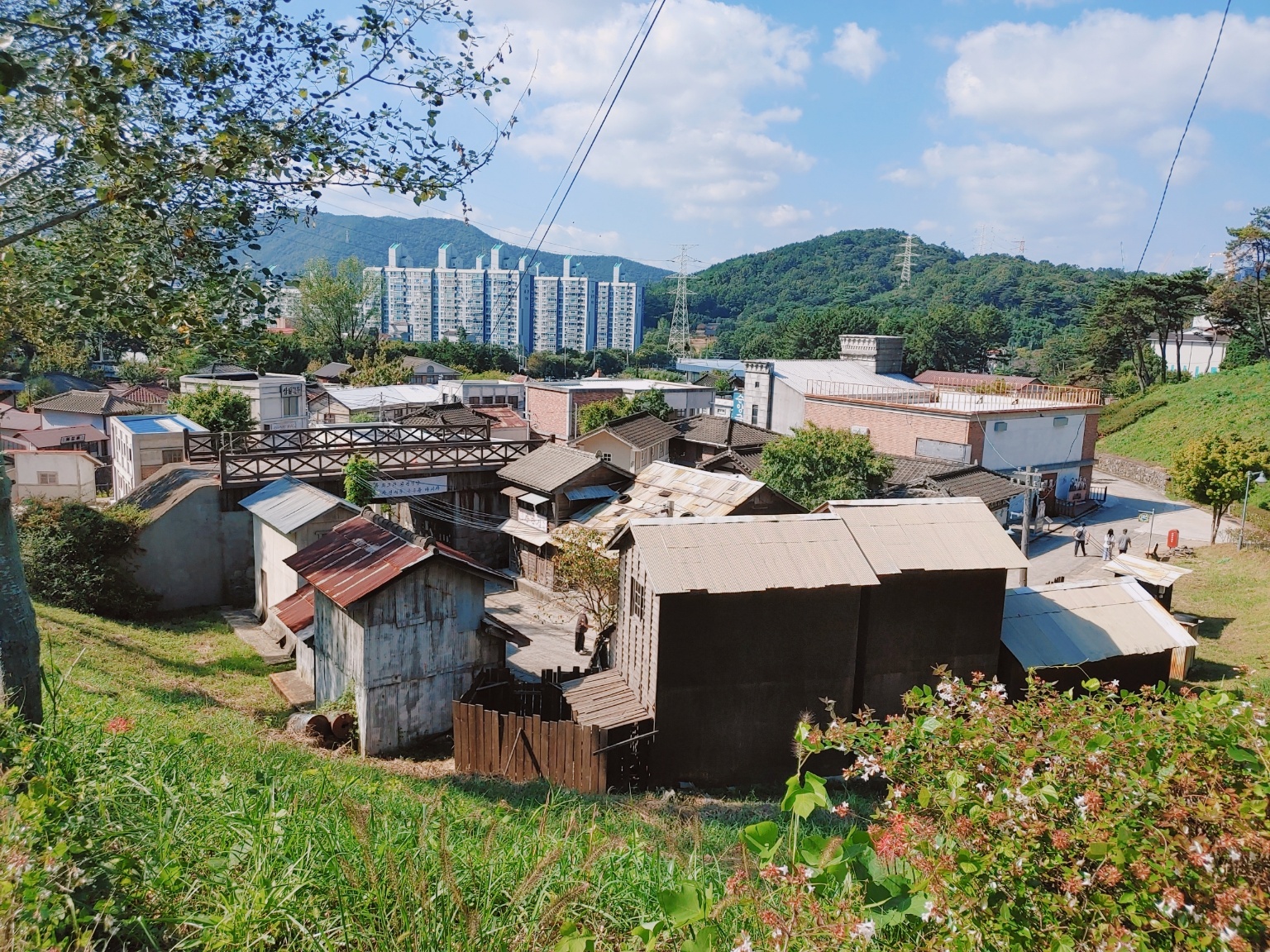 순천 드라마 촬영장 달동네에서 바라보는 드라마촬영장 