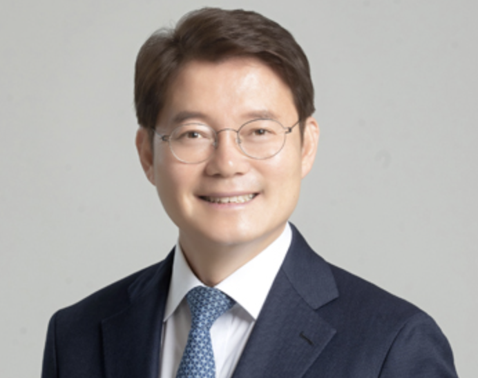 김수흥 프로필