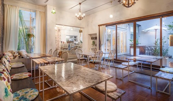 友安製作所Cafe＆Bar 阿倍野