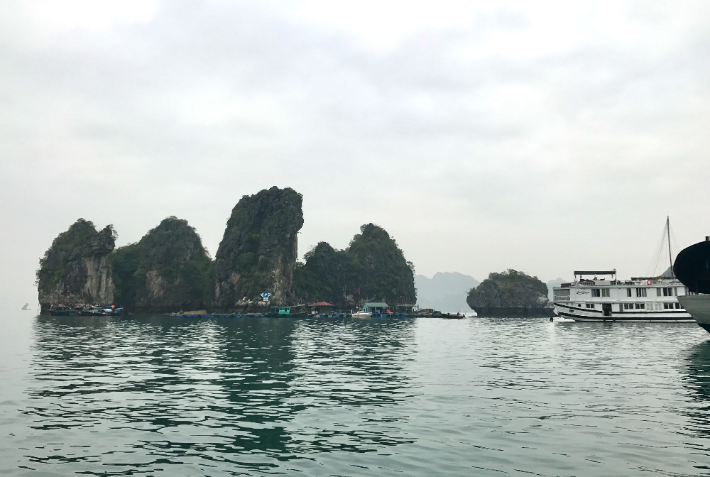 하롱베이 카누체험으로 본 풍경