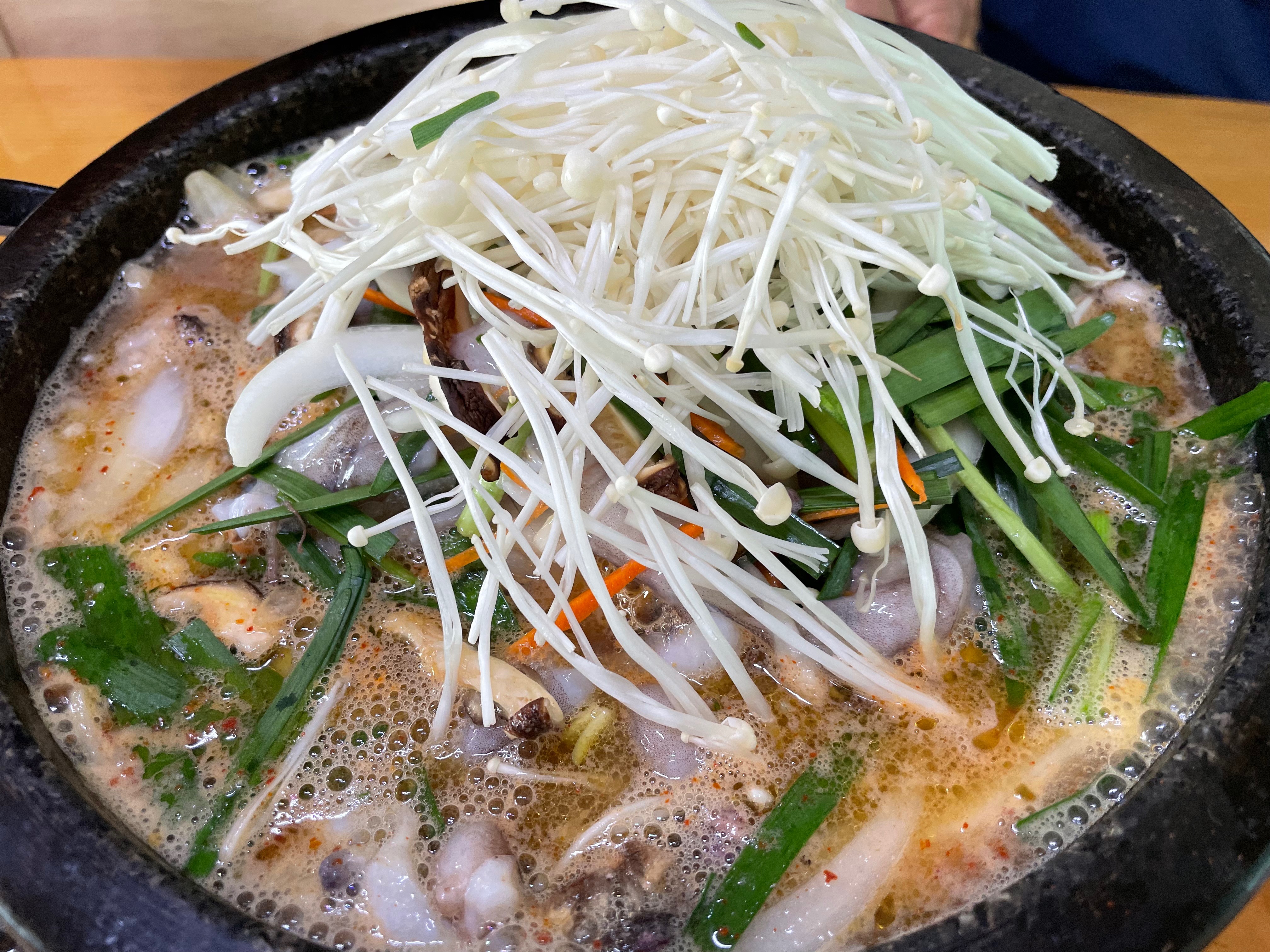 토밥즈-예산-낙지전골