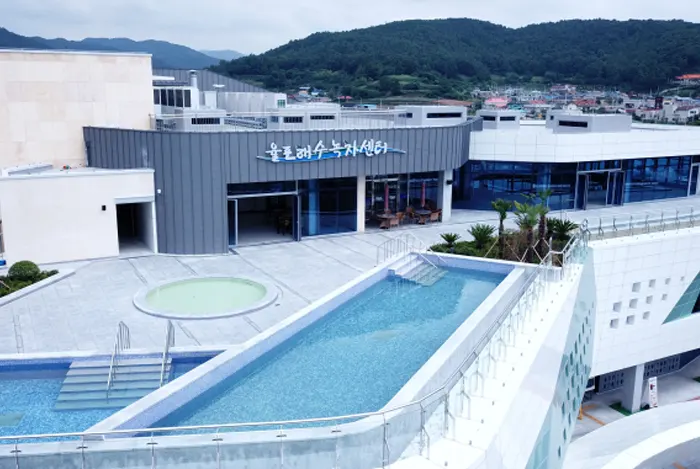 율포 해수녹차 온천탕 전경 이미지