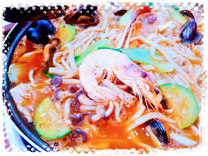 놀라운토요일-놀토-188회-양평-양수리전통시장-연잎-장칼국수-맛집-식당-마마무-문별-화사-위치-어디
