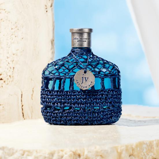 블루색상의 향수