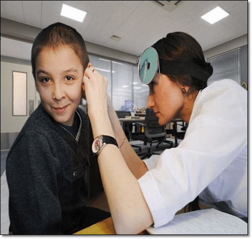 한쪽 귀 먹먹한 증상이 있는 아이