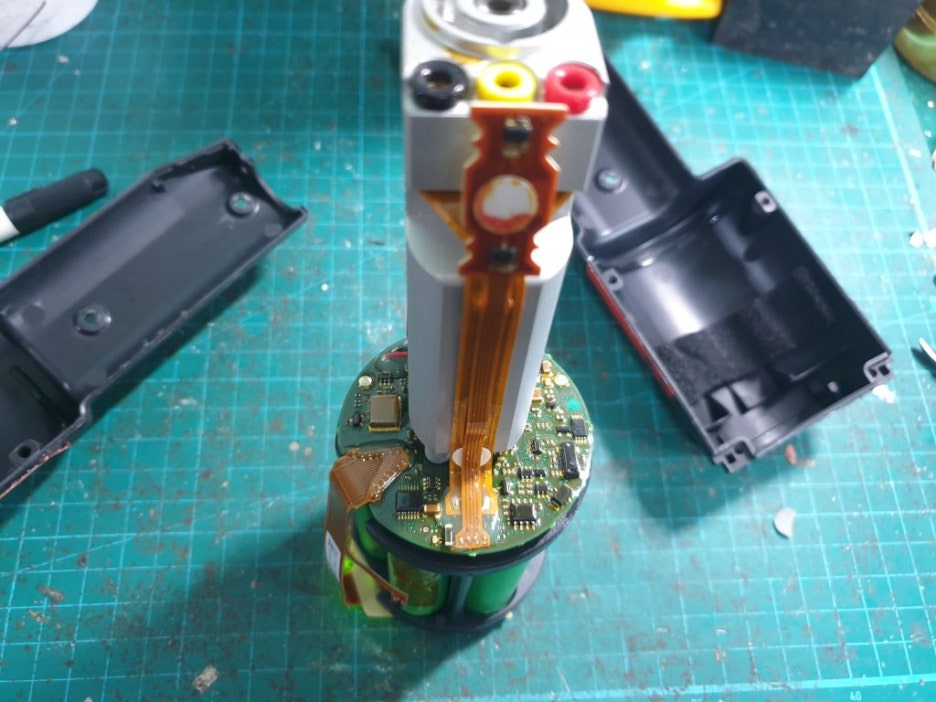 Synthes 05.001.202 배터리 내부