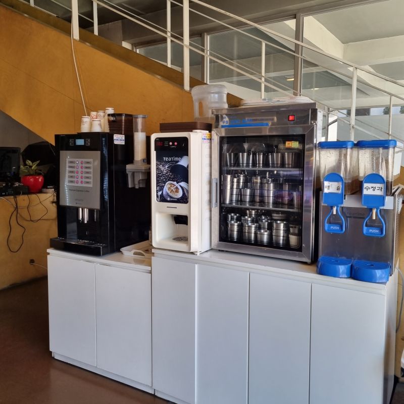 홍박사-한우-생고기-내부-사진