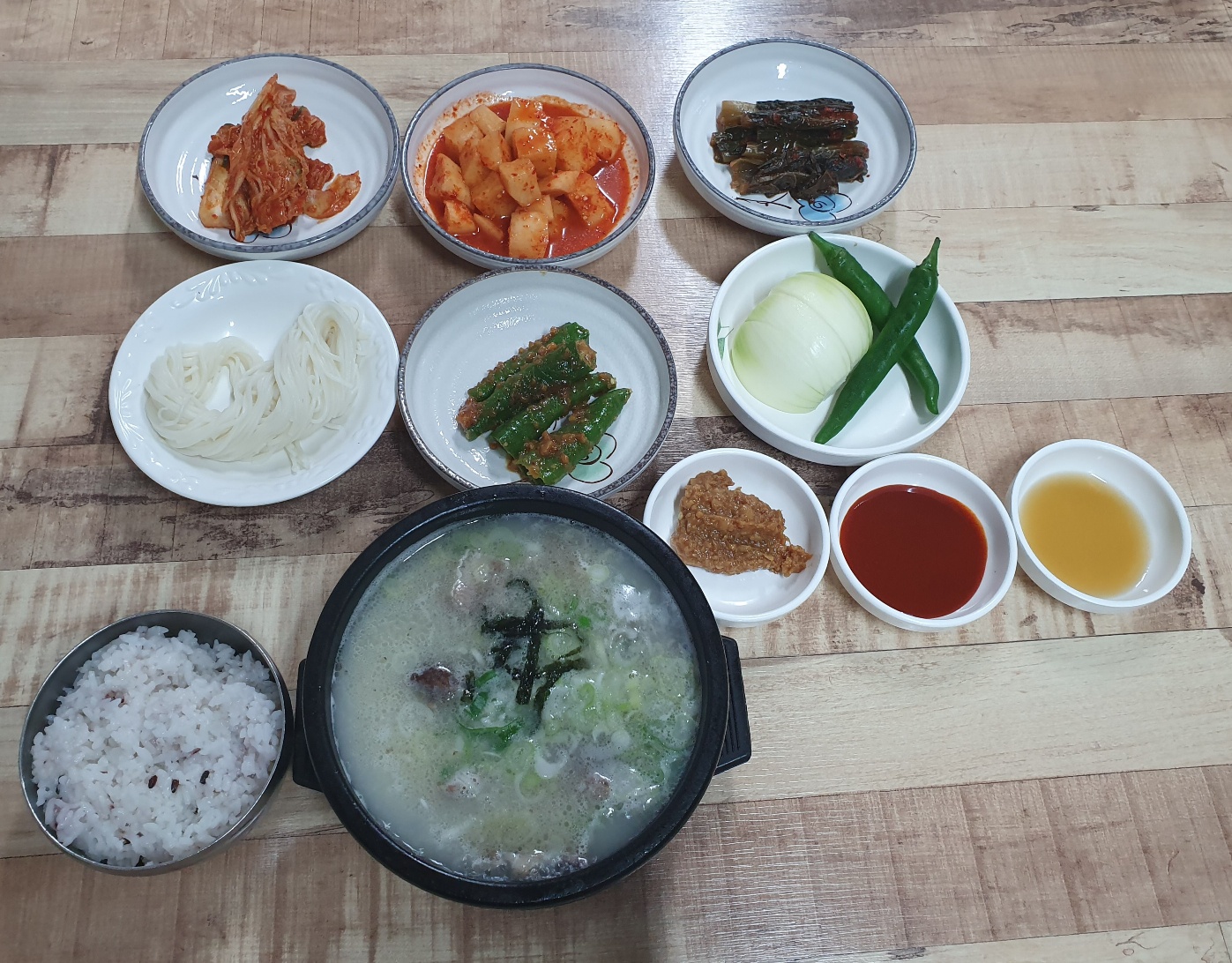 백반기행 도가니수육 설렁탕 여수 맛집 정보(45년 노포 백년가게)