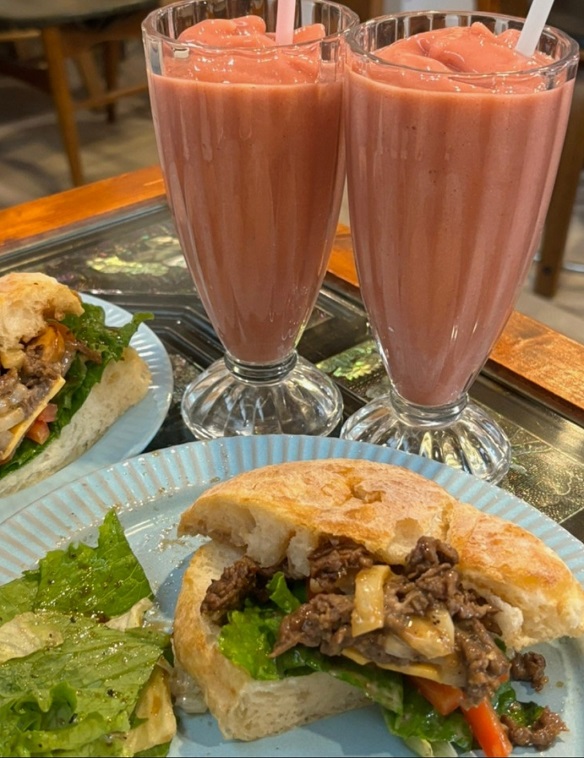 종로-익선동-화덕빵샌드위치