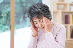 고혈압에 의한 두통