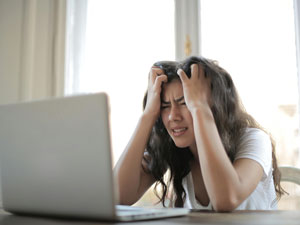 스트레스도 비염 원인이 됨