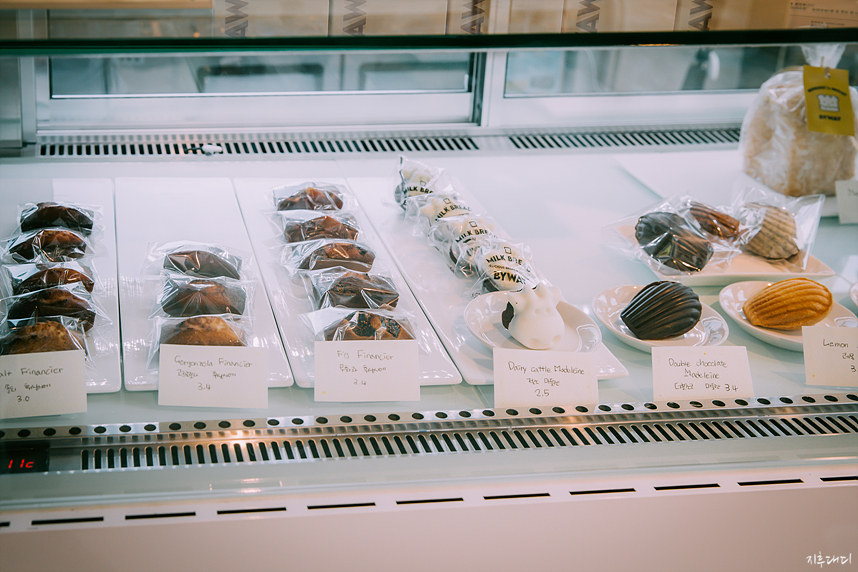 포천 더케이즈(The Kays) 카페, 청계 호수 풍경이 아름다운 카페/펜션