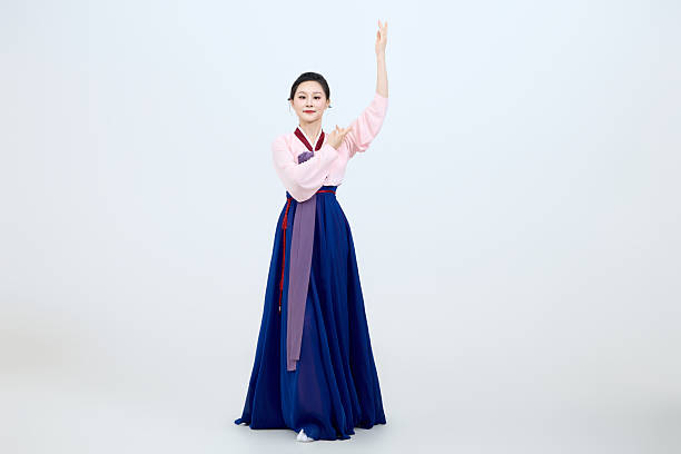 한국무용의 아름다운 춤선을 만드는 바른 자세와 호흡