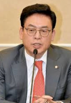 정우택 국회의원 돈봉투 수수 영상과 논란 해명