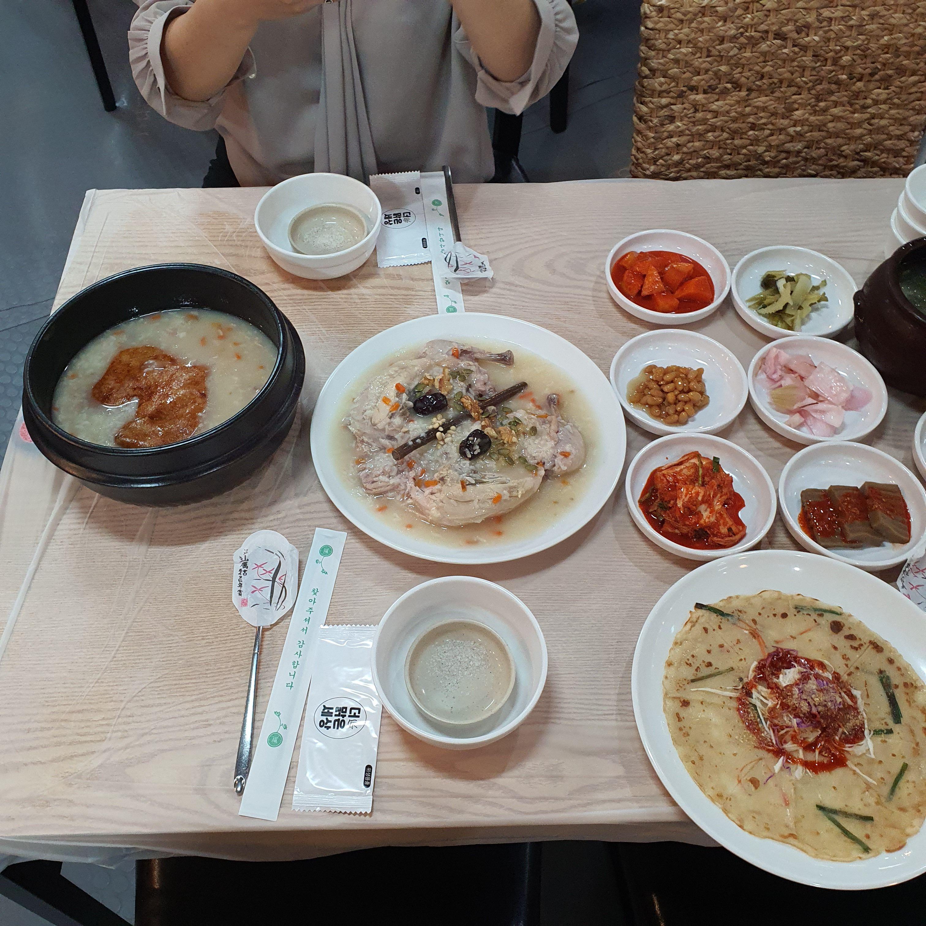 포천 맛집 / 누룽지백숙 전문점 / 한옥스타일 '봉담골' 후기 포천 맛집 / 누룽지백숙 전문점 / 한옥스타일 '봉담골' 후기