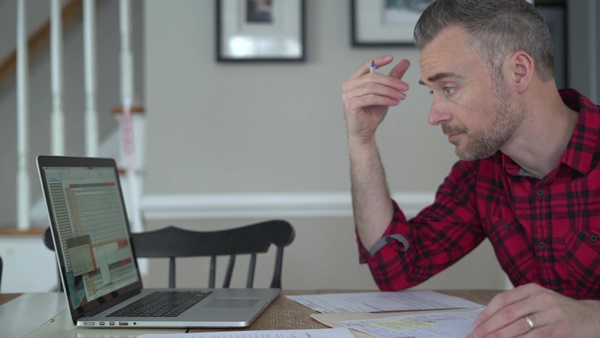 간이과세자 기준 이미지 입니다.