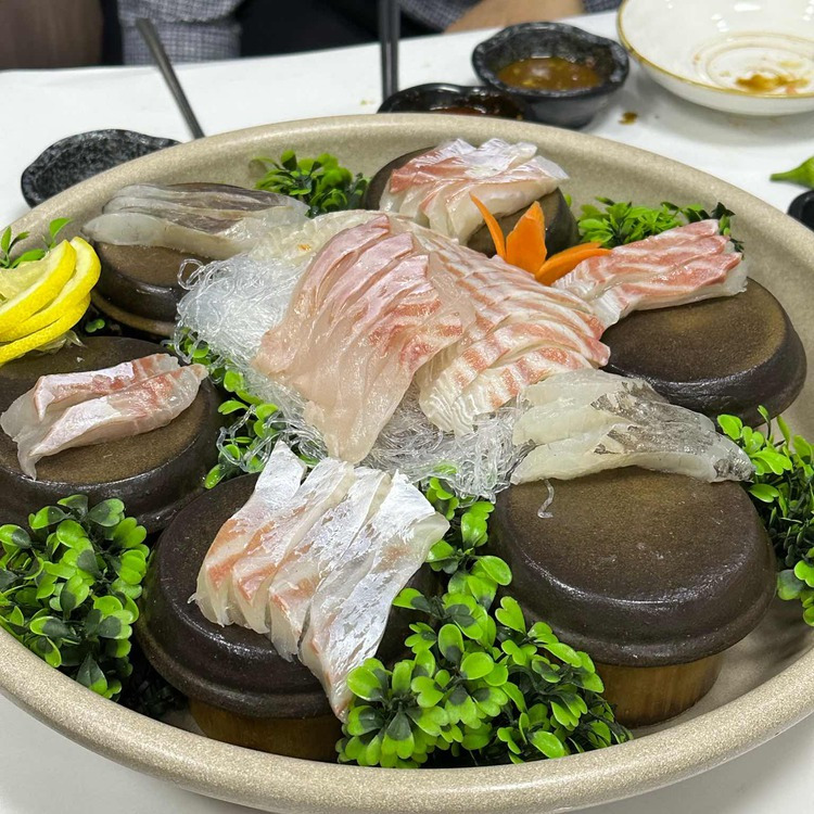 제주 서귀포 횟집, 쌍둥이횟집 (본점)