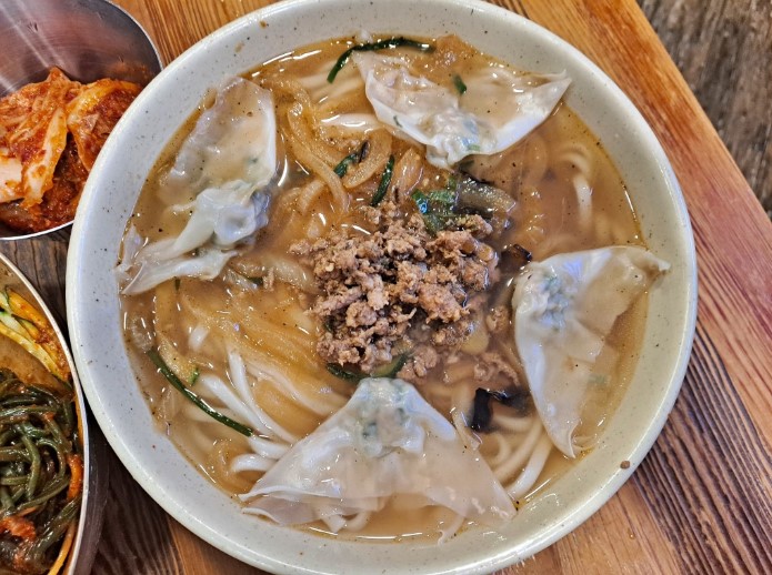 명동교자 본점 대표 메뉴