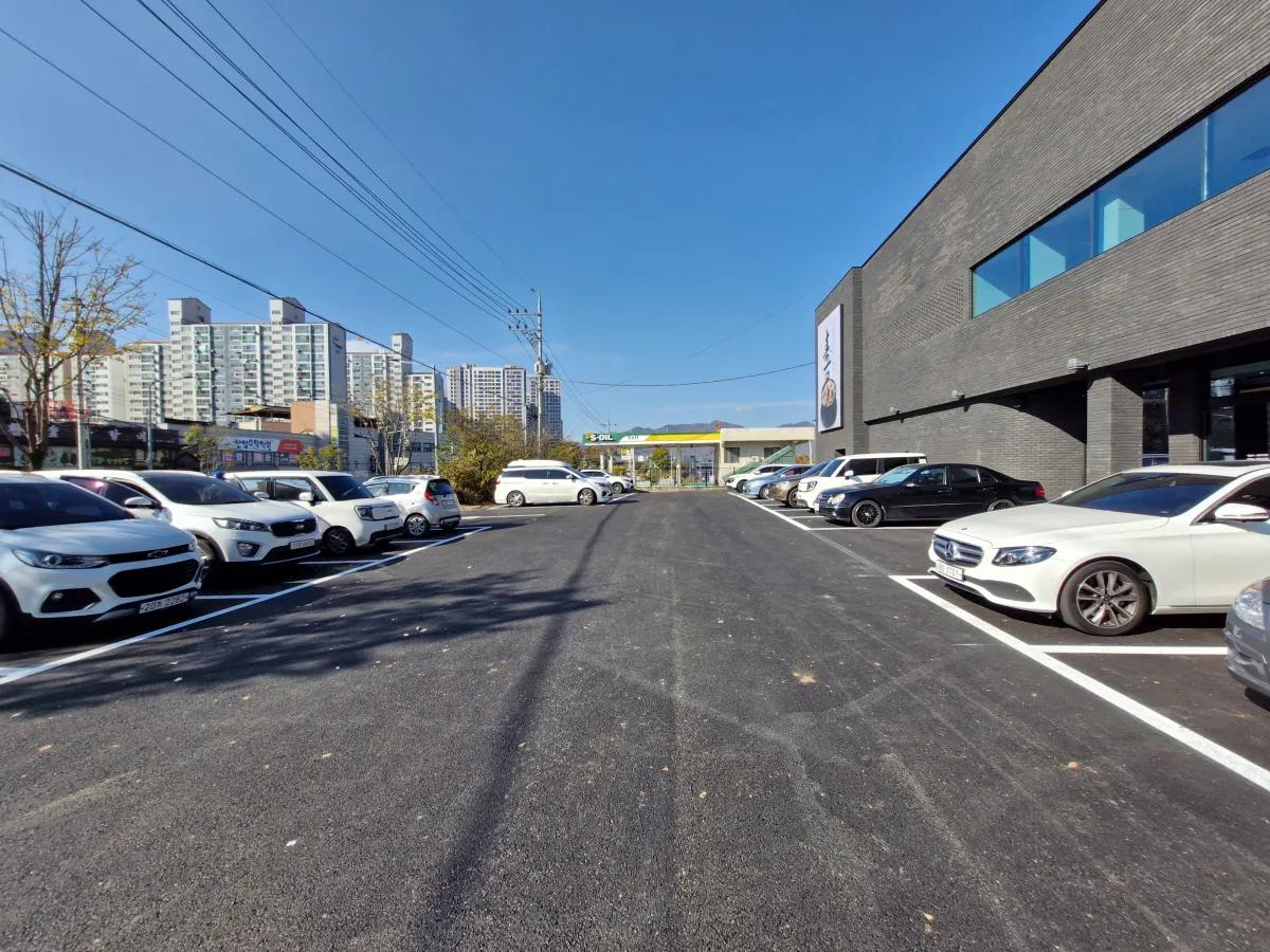 수백당-앞-주차장-크기