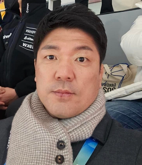 이용 국회의원 프로필 나이 고향 학력 재산