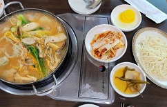 손만두전골