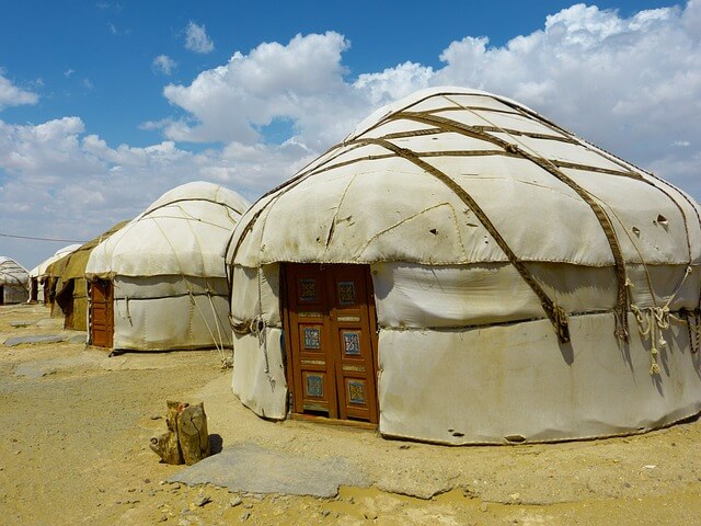 디지털 유목민이 오래 머문 도시