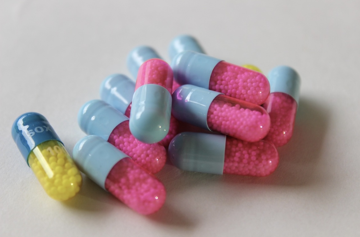 영양제 알약 사진