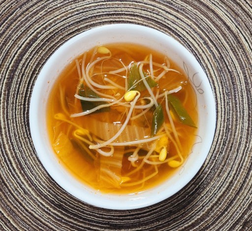 김치콩나물국