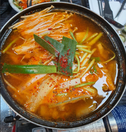 생생정보 참치숯불구이 참치갈비탕 딱새우라면 참치회 연어회 대결맛대맛 서울 강동구 참사랑해