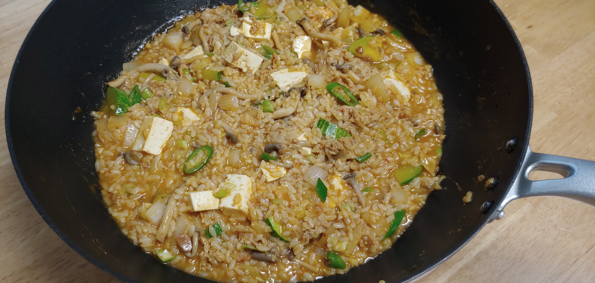 되직하게 만들어진 된장술밥 완성작