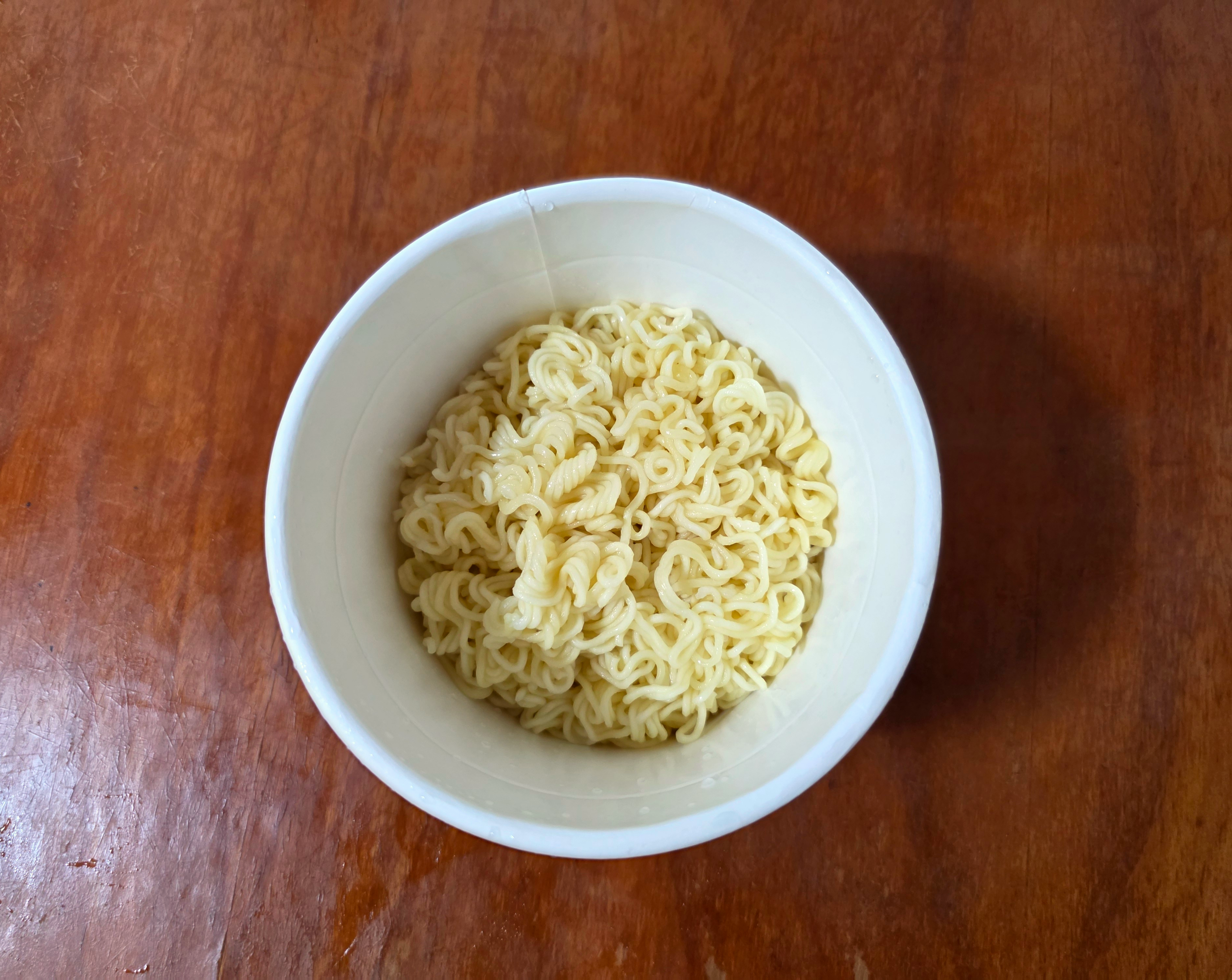 농심배홍동큰사발면