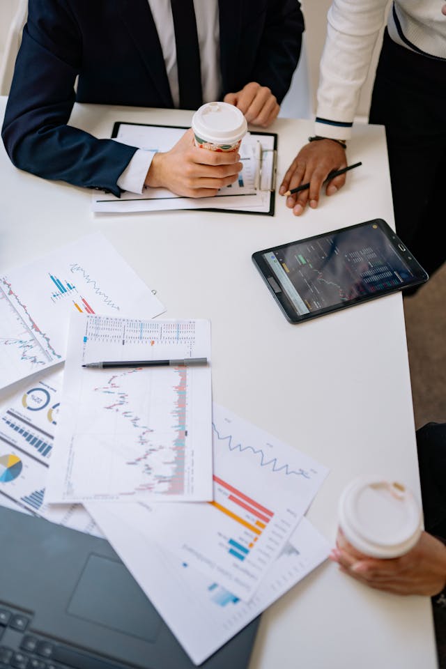 케이뱅크 vs 토스뱅크: '이자 매일 받기' 파킹통장, 진짜 승자는?