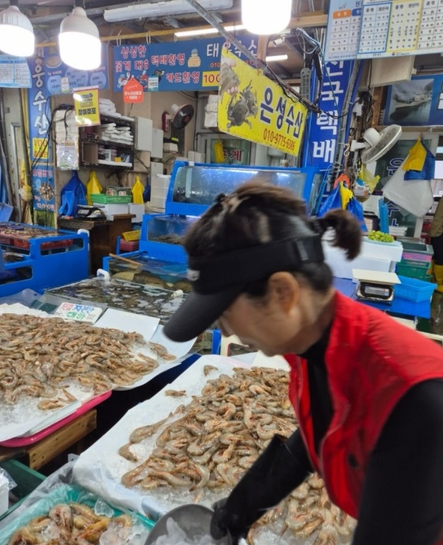 생생정보-자연산-대하-태안-백사장시장-은성수산