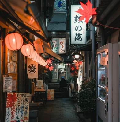 일본의 네부타 마츠리 (Nebuta Matsuri): 빛과 예술의 향연