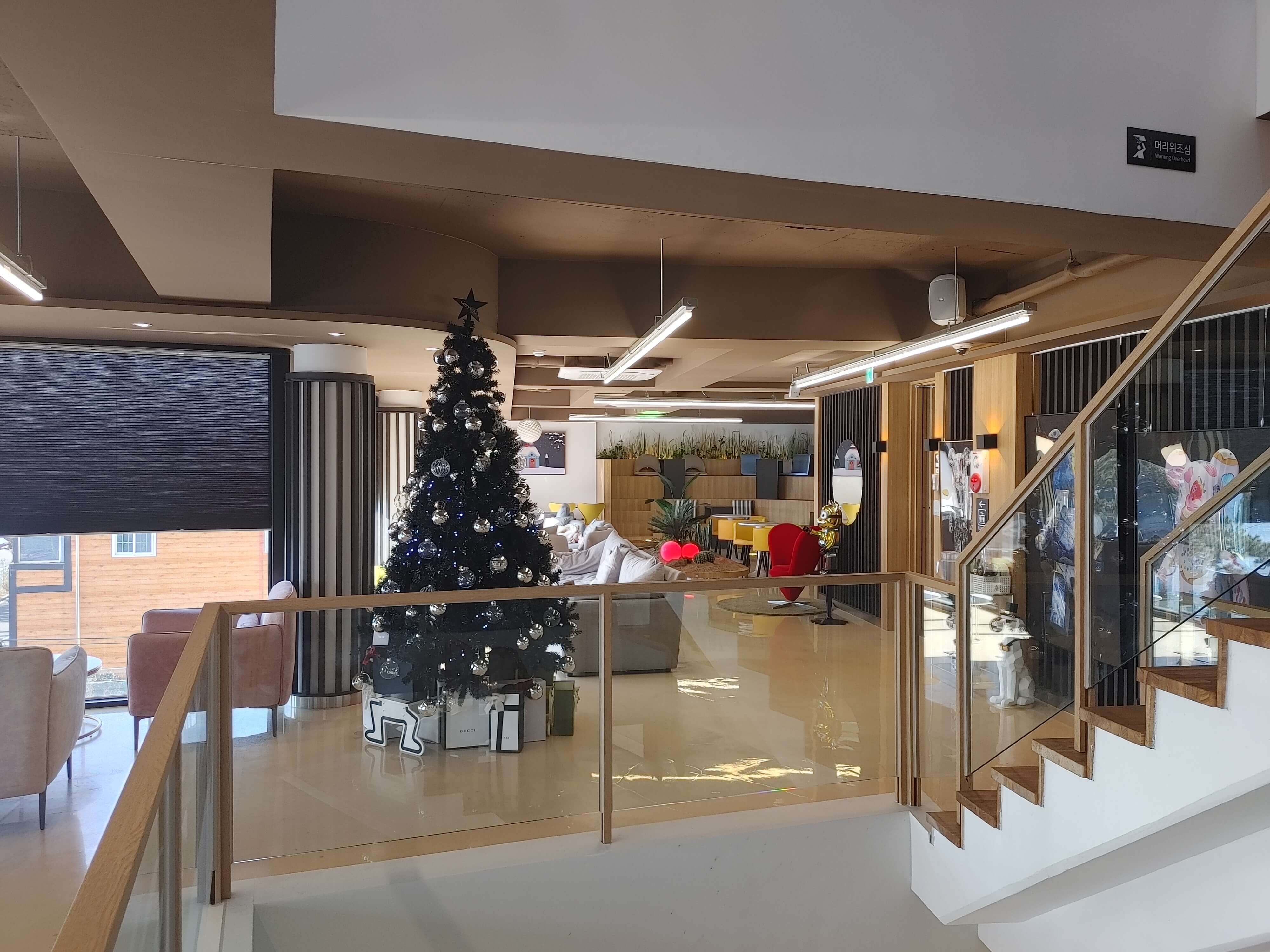 김해_강변뷰카페_라인25_3층